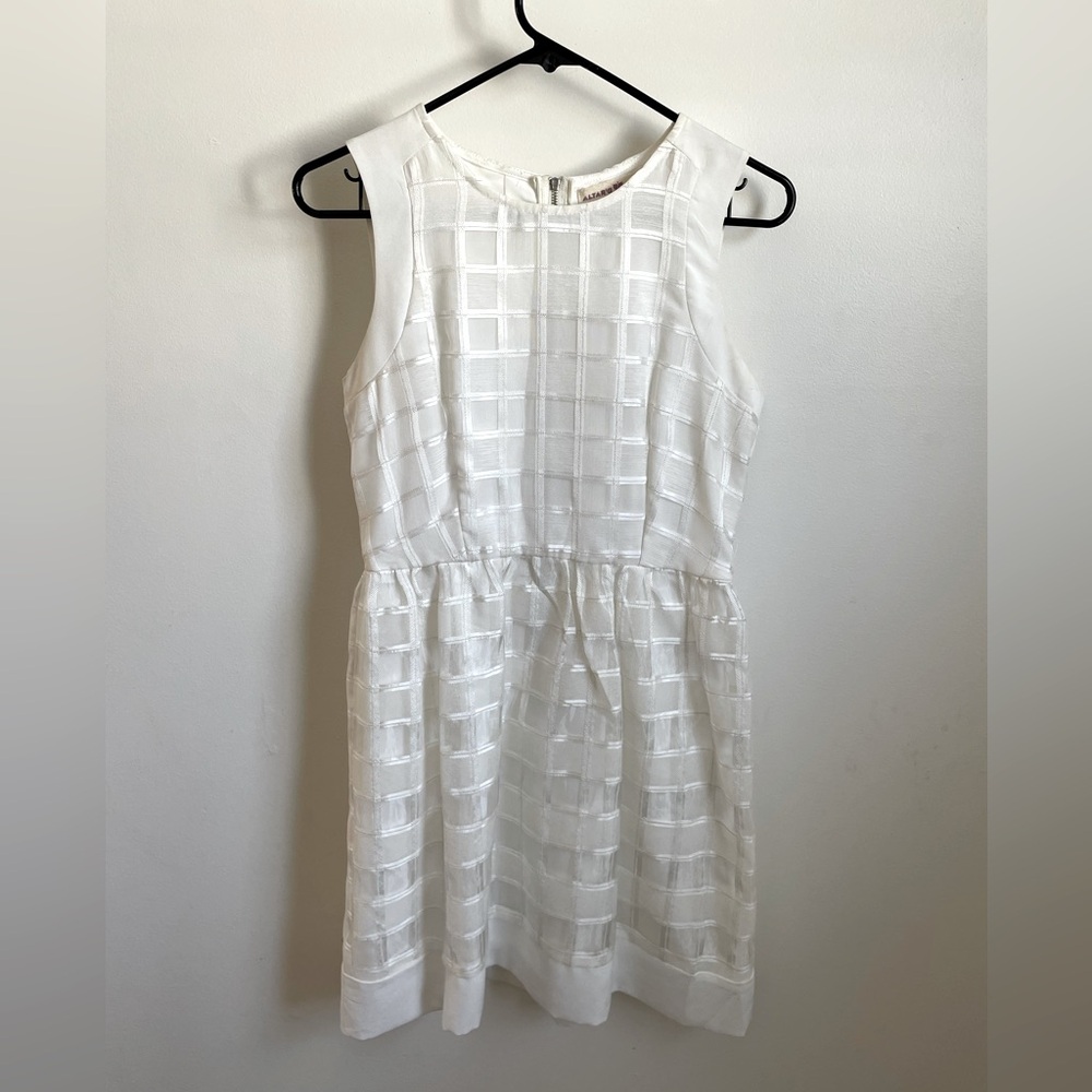 White Dress Altar’d State Sz S